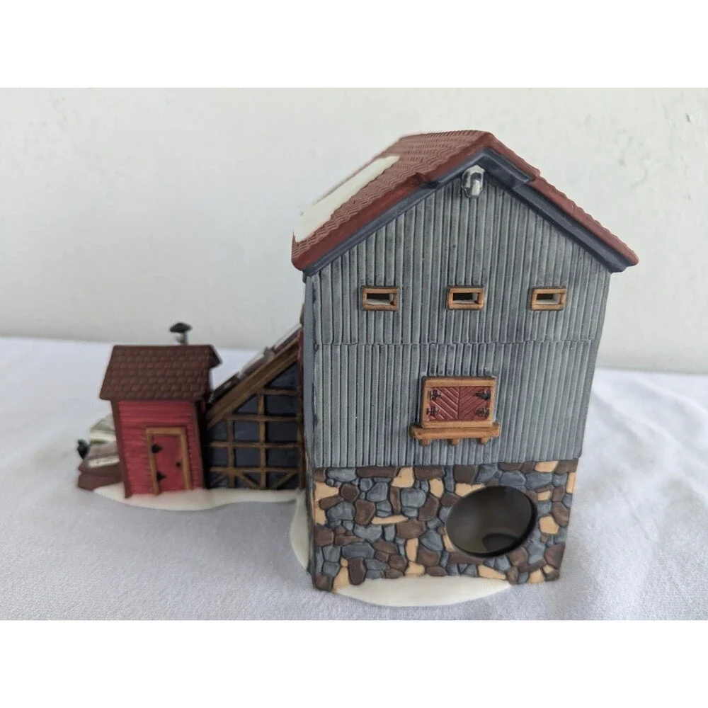 1993 Dept 56 New England Village “Blue Star Ice Co.” Box & Light 5647-2 Retired